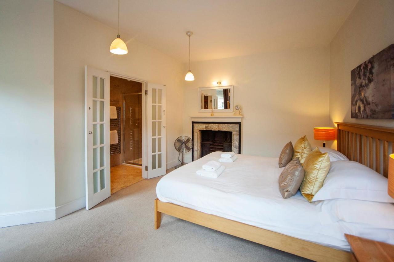 Stunning Spacious Central Apartment Near Parade Gardens Bath Buitenkant foto