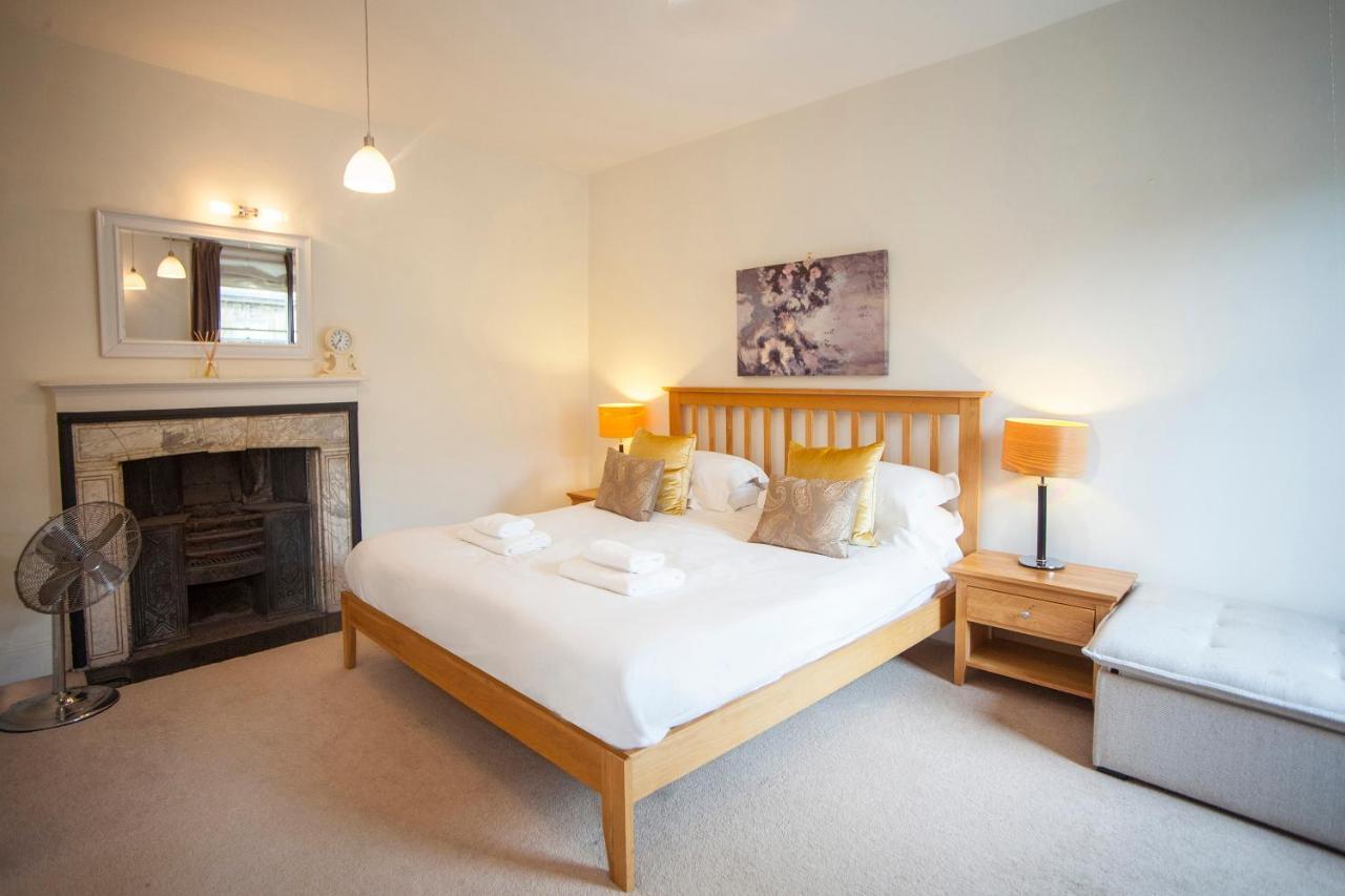 Stunning Spacious Central Apartment Near Parade Gardens Bath Buitenkant foto