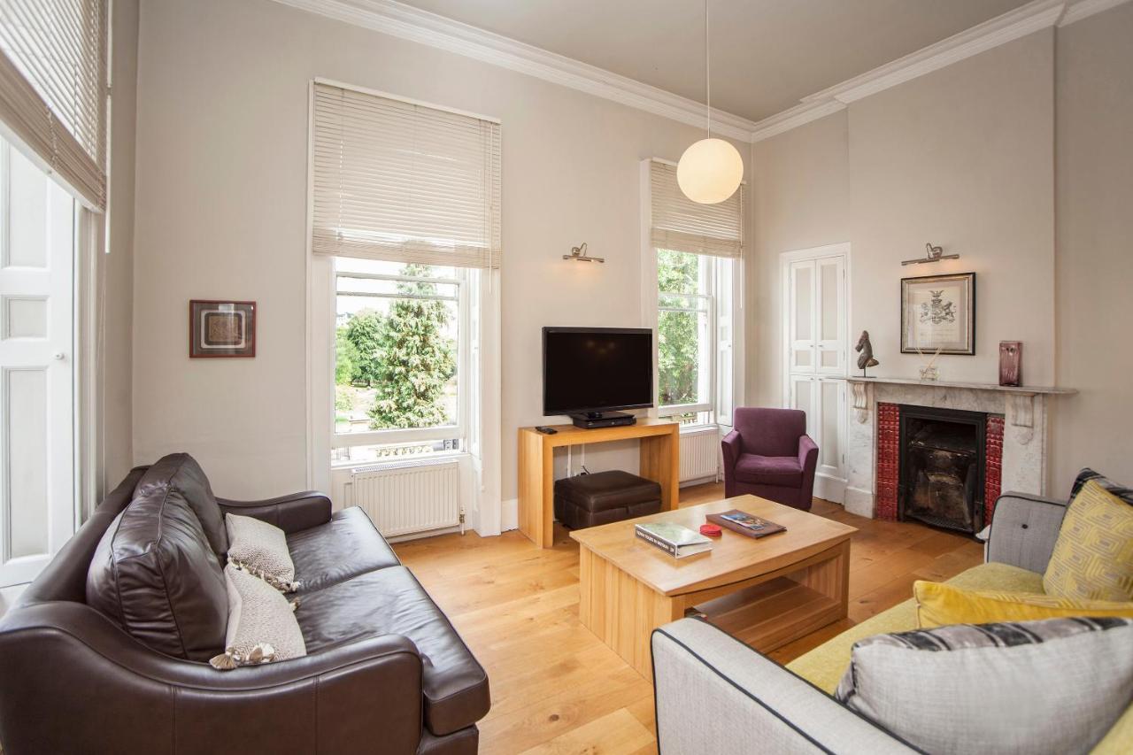 Stunning Spacious Central Apartment Near Parade Gardens Bath Buitenkant foto